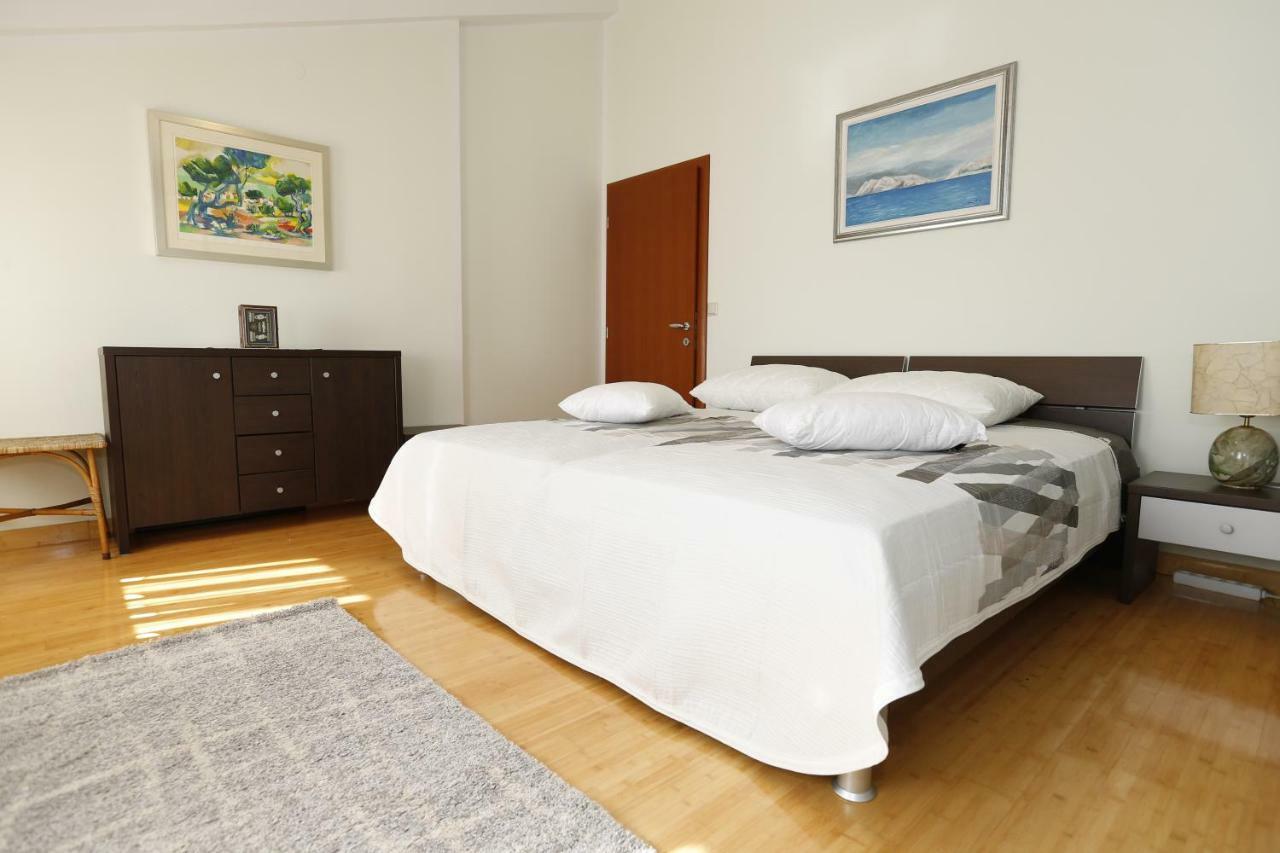 Apartment Bojan With Terrace And Sea View Baška Exterior foto