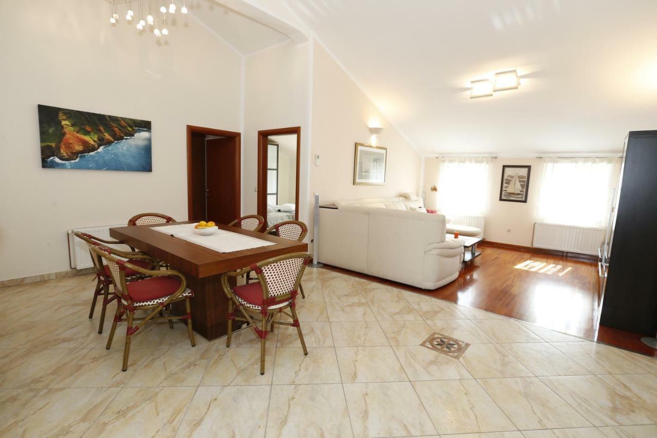 Apartment Bojan With Terrace And Sea View Baška Exterior foto