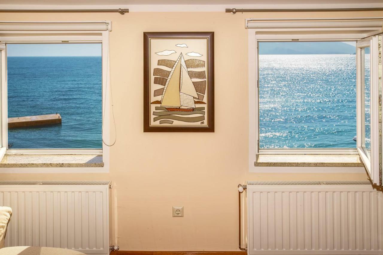 Apartment Bojan With Terrace And Sea View Baška Exterior foto